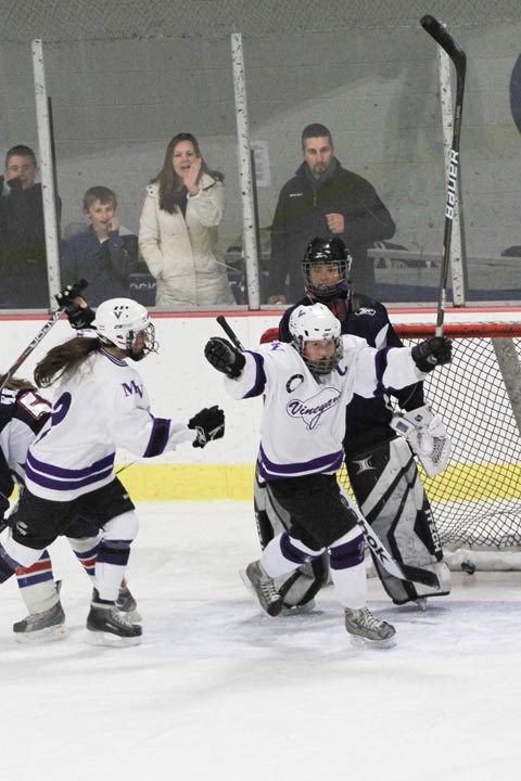 Celia Mercier girls ice hockey