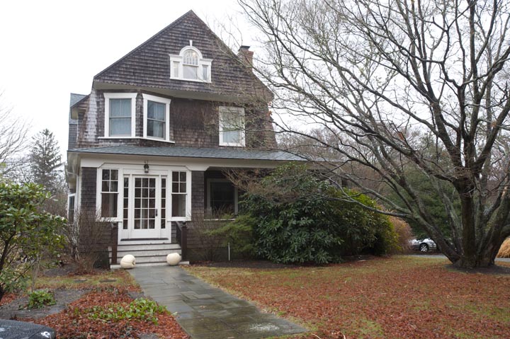 Nathan Mayhew Seminars campus
