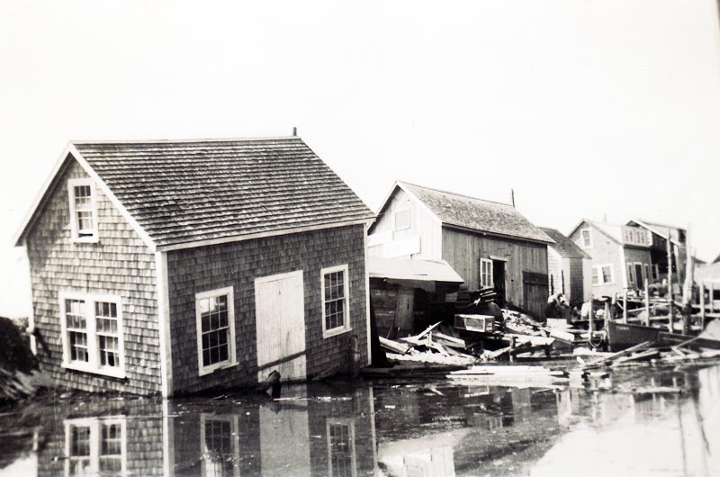 Hurricane Carol hits Menemsha 