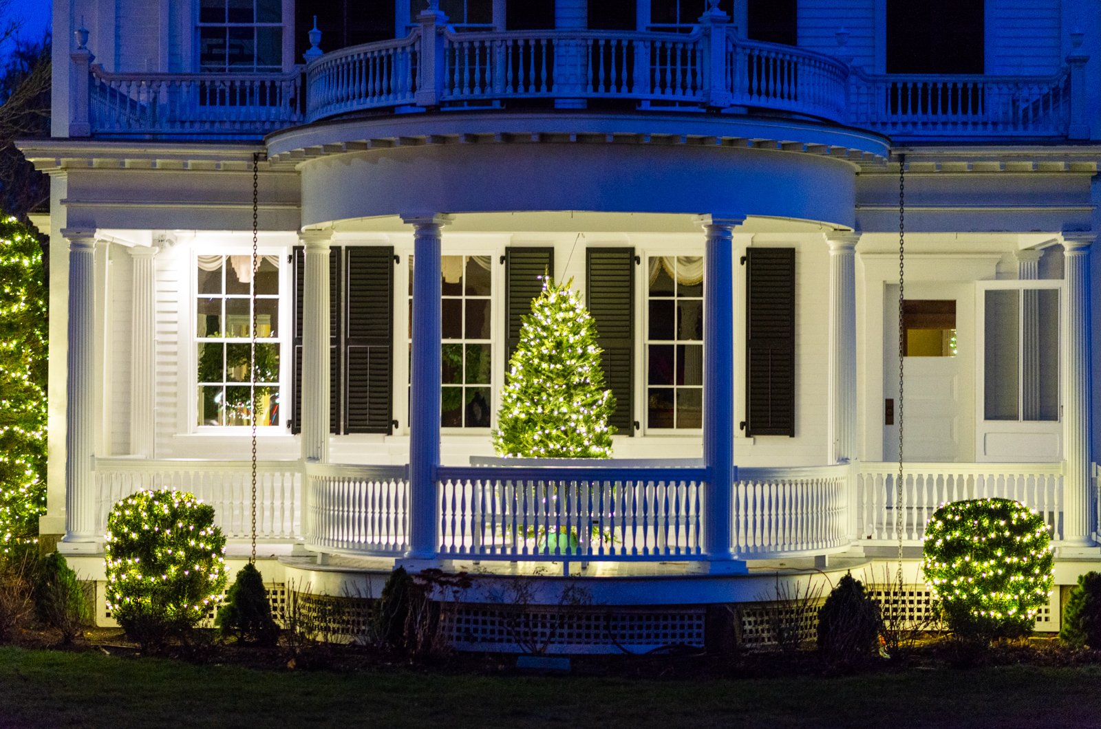 The Dr. Daniel Fisher house is decorated with understated class.