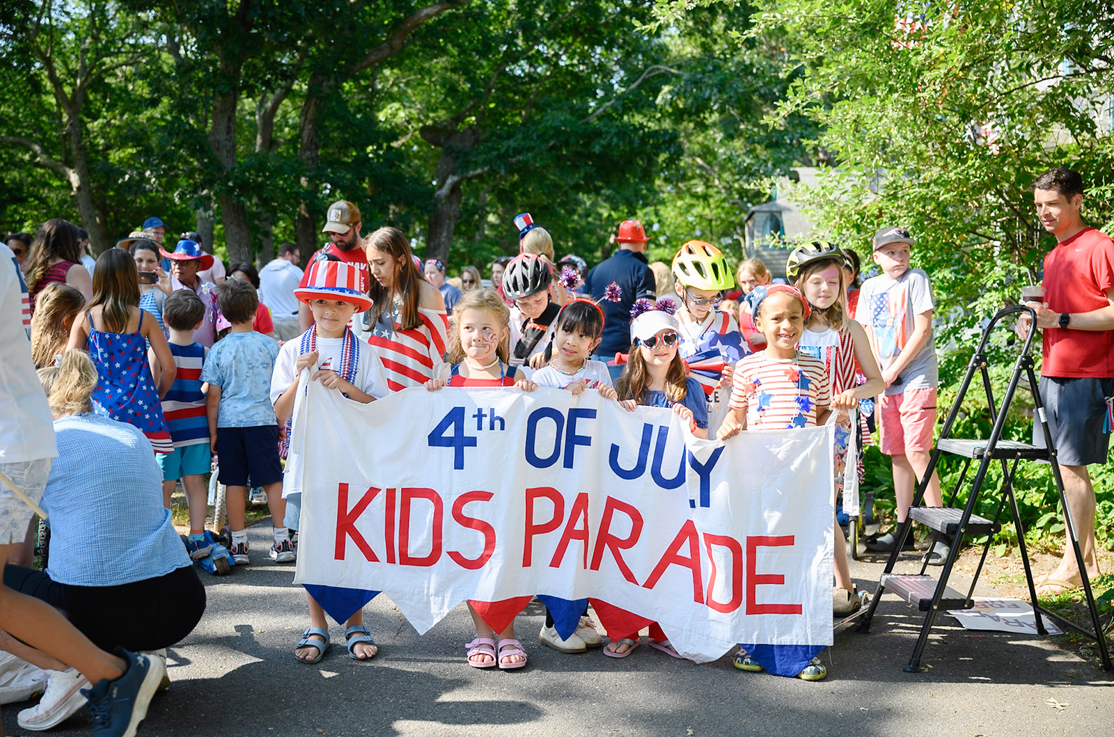The Oak Bluffs kids parade gets underway.