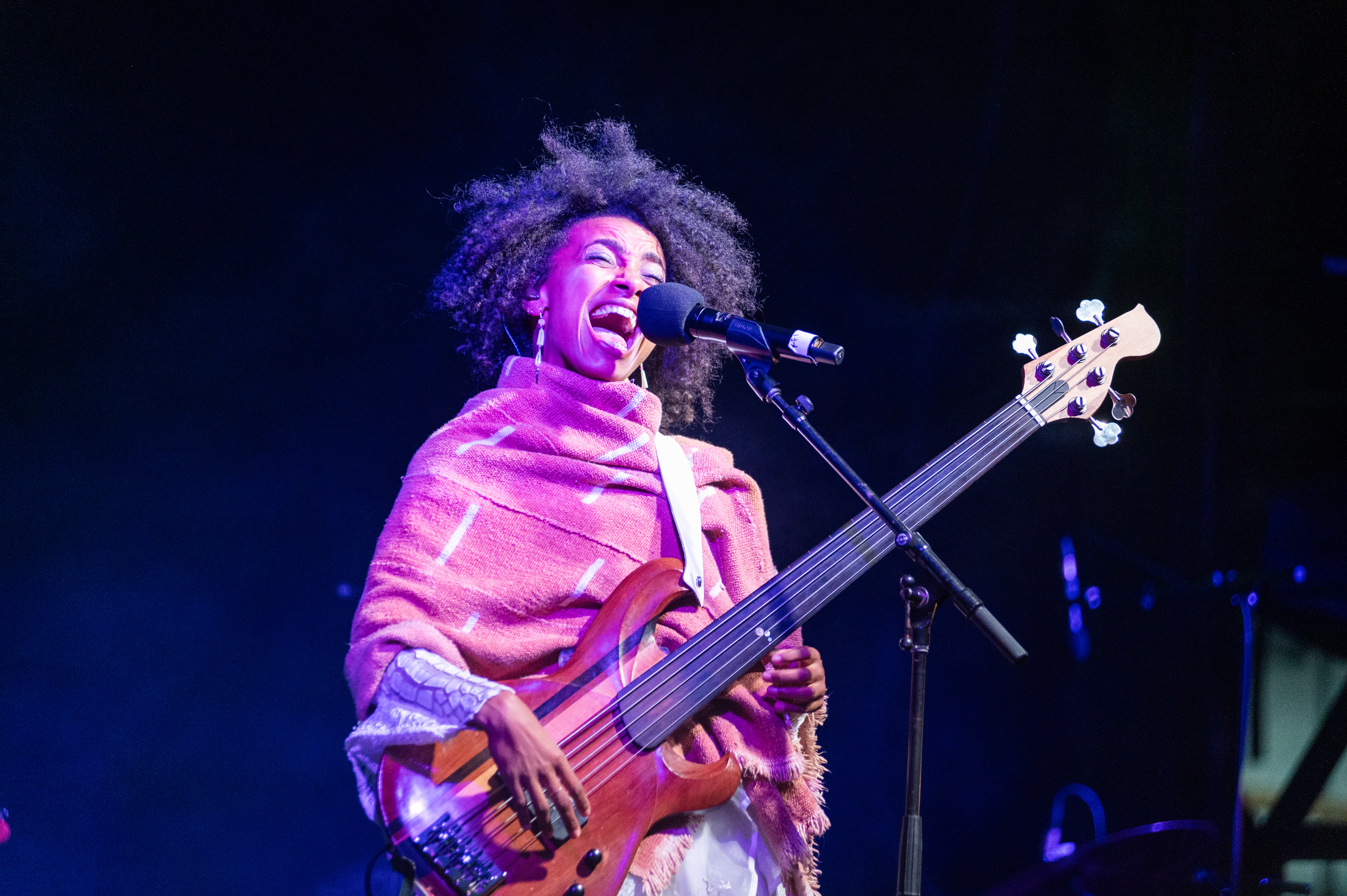 Esperanza Spalding sings and plays bass.