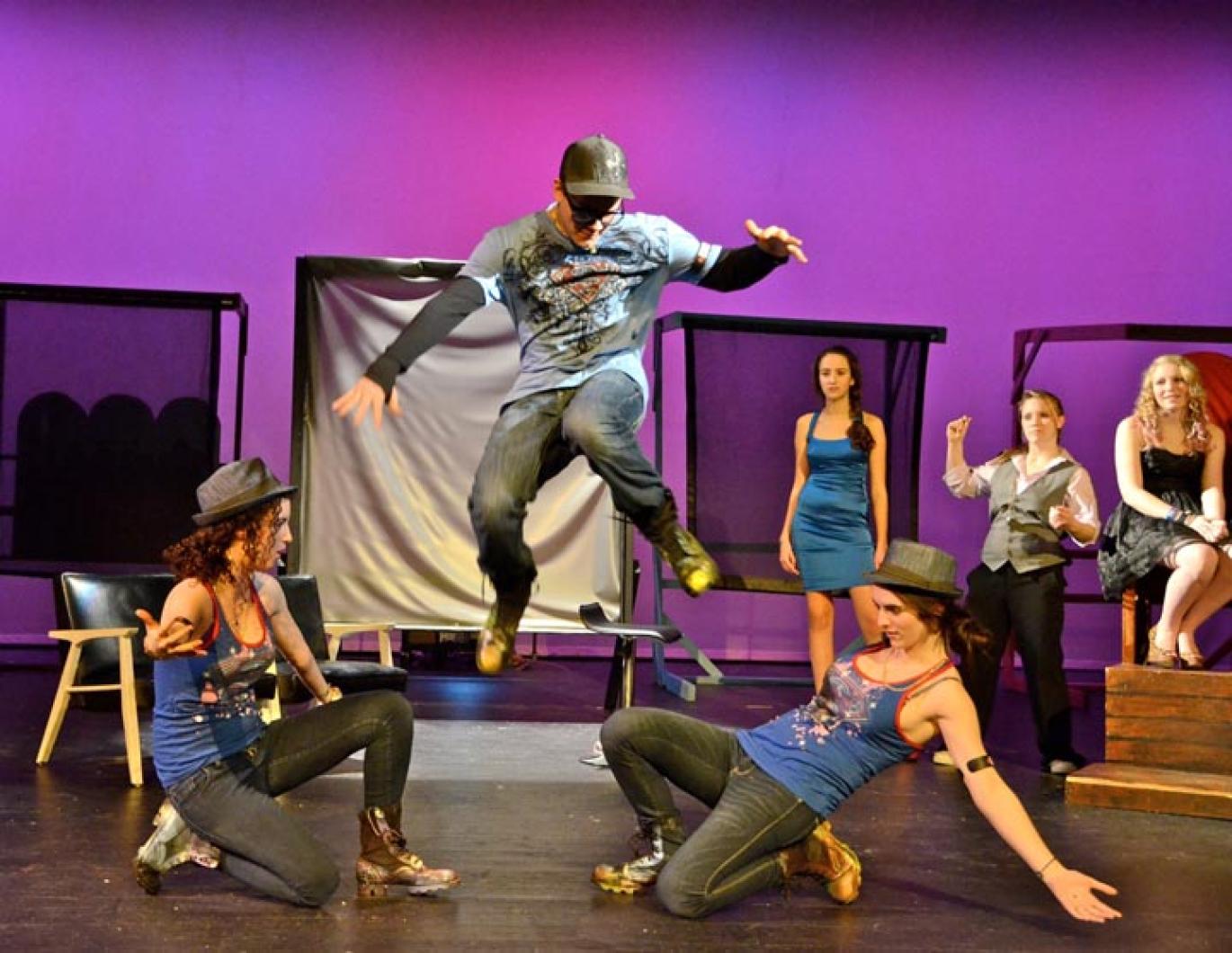 Gossip BravEncore high school play