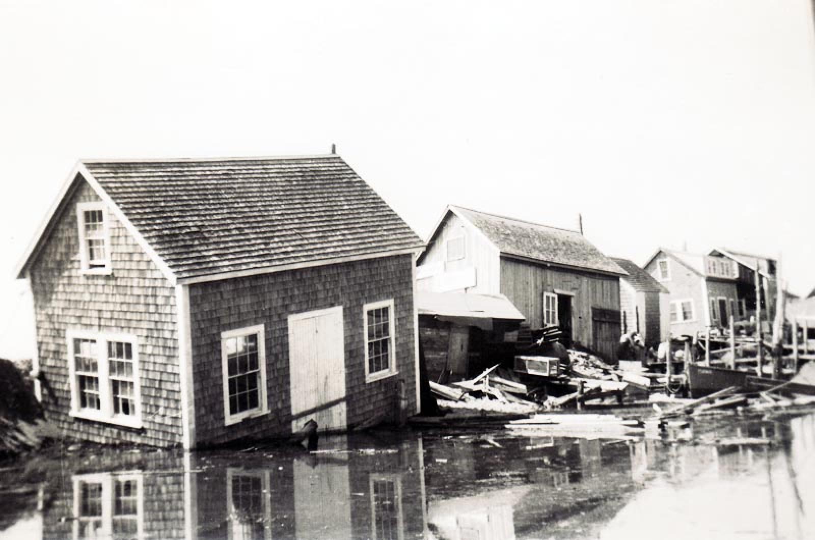 Hurricane Carol hits Menemsha 