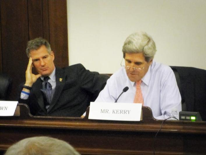 Scott Scott Brown John Kerry Microphone