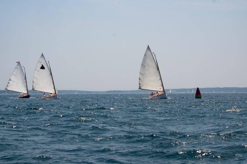 Rounding the government mark off West and East Chop.