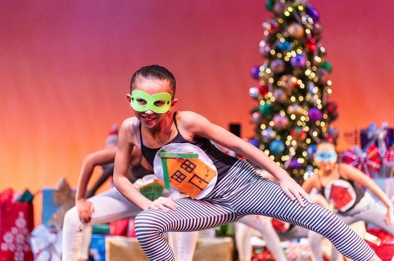 A Home Alone medley opened the show.