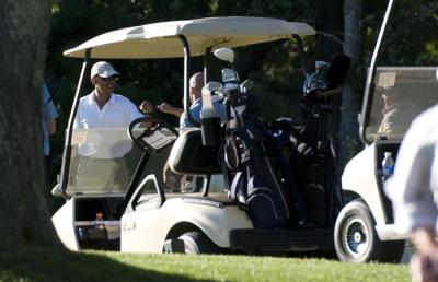 Barack Obama golf cart