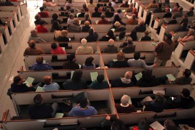 pews