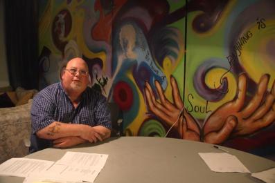 Toni Lombardi painting mural