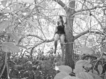girl tree