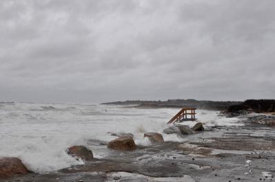 Squibnocket beach parking lot