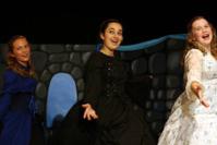 actress stage singing