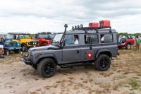 Some owners are more interested in casual or decorative configurations, others focus on off-road capability.
