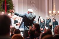 Taking a bow.